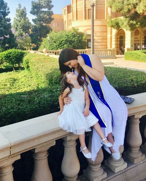 Mommy And Me Graduation Photo Shoot, Mommy Daughter Graduation Pictures, Nursing School Graduation Pictures With Family, Single Mom Graduation Pictures, Mom And Baby Graduation Pictures, College Graduation Pictures With Kids, Mom And Daughter Graduation Pictures, Mother Daughter Graduation Pictures, Mom Graduation Pictures With Kids