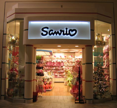 Sanrio Sanrio Store Aesthetic, Sanrio Store Japan, Manifesting A Job, Photo Background Ideas, Hello Kitty Store, Japan Hello Kitty, Sanrio Shop, City Of Ember, Galleria Mall