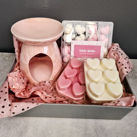 Cute Wax Melts Ideas, Wax Melt Candles, Packaging For Wax Melts, Candles And Wax Melts, Wax Melt Display Ideas, Cute Wax Melts, Wax Melts Ideas, Wax Melt Packaging Ideas, Wax Melts Packaging Ideas