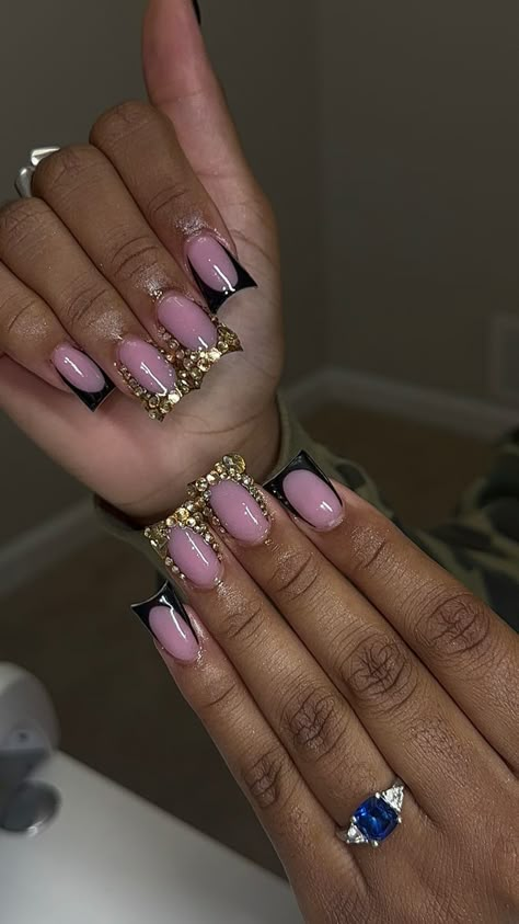 Black And Gold French Tip Nails Square, Black And Gold Short Nails Ideas, Black Duck Nails French Tip, Black French Tip Birthday Nails, Duck Nails Gold, Gold Duck Nails Acrylic, Black And Gold Nails Short Square, Short Nails Black And Gold, Black And Gold Duck Nails