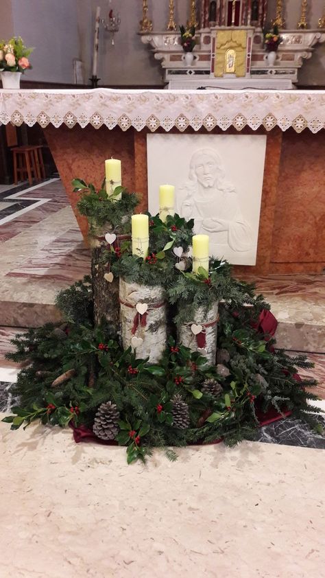 Advent Church Decorations, Christian Christmas Decorations, Communion Table, Advent Decorations, Christmas Flower Decorations, Church Christmas Decorations, Church Altar Decorations, Christmas Stage, Burlap Wreath Diy