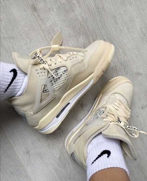 Jordan Retro 4 Off White, Jordan 4 Beige, Jordan 4 Off White Sail, Off White Jordan 4, Air Jordan 4 Sail, Air Jordan 4 Off White, Jordan 4 Sail, Jordan 4 Off White, Nike Air Jordan 4