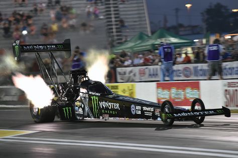 :)Alan Johnson Finally Makes Move To John Force Racing Official Dragster Car, Funny Car Drag Racing, Top Fuel Dragster, Nhra Drag Racing, Drag Bike, Race Party, Top Fuel, Racing Photos, Rail Car