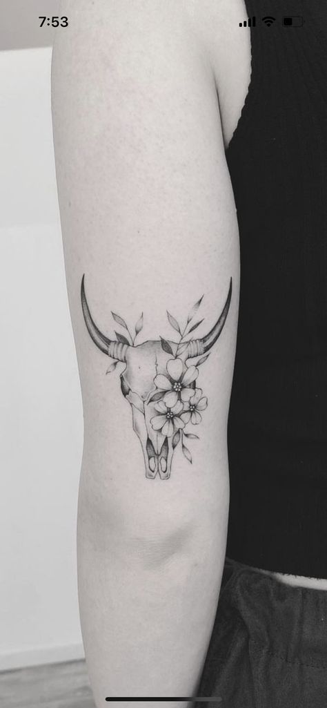 Pretty Cow Skull Tattoo, Cow Skull Outline Tattoo, Cow Head Skull Tattoo, Bull Skull Tattoo Above Knee, Bullhead Tattoo With Flowers, Long Horn Tattoo For Women With Flowers, Feminine Bull Skull Tattoo, Bull Skull Flower Tattoo, Bull Skull Leg Tattoo