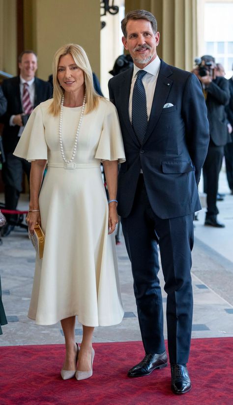 Cornflower Blue Dress, Camila Parker, Greece Style, Marie Chantal Of Greece, Lady Sarah Chatto, Coronation Gown, Greek Royal Family, Greece Fashion, Marie Chantal