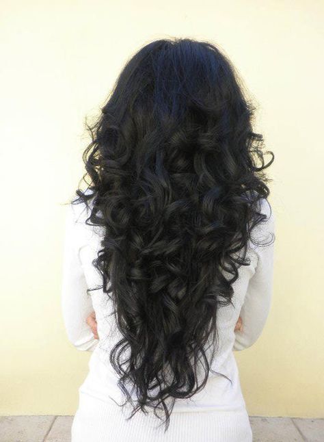 Long curly hair style with layers V Haircut For Curly Hair, Long Curly Thick Hair, Long Curly Haircut With Layers, Curly V Haircut, Layers For Long Hair Wavy Curls, V Haircut For Long Hair Curly, Body Perms, Layers Curly Haircut, Layers For Long Hair Curly