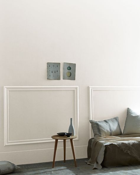 Calm OC-22 | Benjamin Moore Benjamin Moore Barren Plain, Benjamin Moore Calm, Paint Color Swatches, Garage Addition, Best White Paint, The Undertones, Stone Harbor, Gray Paint, Mill Valley