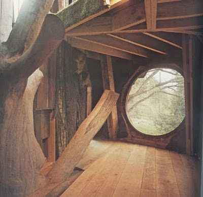 Relaxshacks.com: Woodstock (NY) Handmade Houses (Cabins, Hippie Cam... Case Sotterranee, Building With Wood, Dream House In The Woods, Circular Window, Casa Hobbit, Hobbit Hole, Forest House, Taos, Wood Flooring