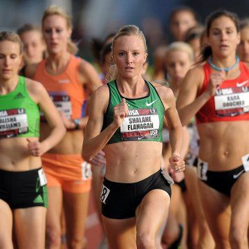 Shalane Flanagan's Running Tips for Going the Distance | Shape Magazine Shalane Flanagan, Distance Running Tips, Long Distance Running Tips, Women Runners, Strength Training For Runners, Run Like A Girl, Ultra Running, Distance Running, Ultra Marathon