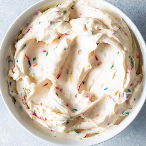 Funfetti Frosting Recipe, Confetti Icing, Confetti Frosting, Funfetti Frosting, Foolproof Recipes, Homemade Goods, Dessert Cakes, Recipe For Kids, Starbucks Secret