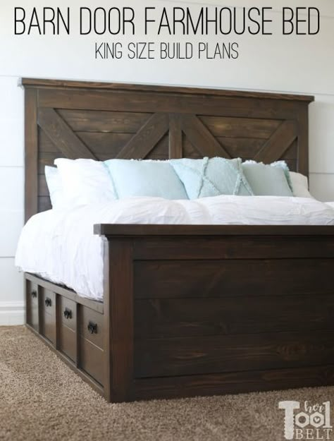 Build a barn door farmhouse bed with X headboard. Free king size bed building plans on hertoolbelt.com. King Size Bed Frame Diy, Diy King Bed Frame, Diy King Bed, Diy Farmhouse Bed, Farmhouse Bed Frame, Barn Door Farmhouse, Bed Frame Diy, Bed Frame Plans, Farmhouse Bed