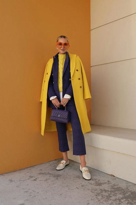 Contrast Outfit, Preppy Chic Outfits, Street Style 2022, Blair Eadie, Combination Fashion, Parisienne Chic, Color Blocking Outfits, Atlantic Pacific, Looks Street Style