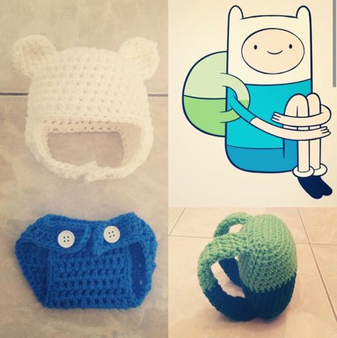 Crochet Adventure Time Finn the Human outfit (included in a beanie/hat, a diaper cover and a backpack) Crochet Finn Hat, Adventure Time Hat, Finn Hat, Adventure Time Crochet, Finn Adventure Time, Nerdy Crochet, Crochet Diaper Cover, Crochet Disney, Adventure Time Finn