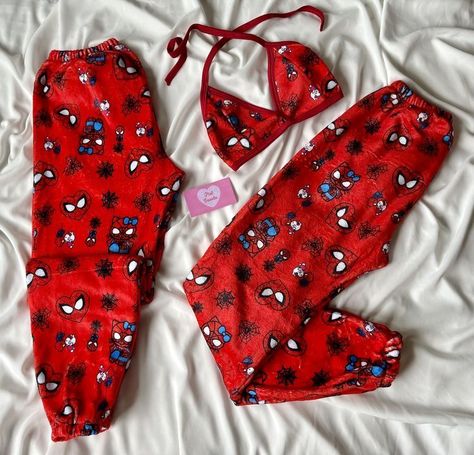 Spider Man Hello Kitty, Kitty Clothes, Hello Kitty Clothes, Couple Pajamas, Cute Pjs, Cute Pajama Sets, Cute Couple Gifts, Cute Couple Outfits, Matching Couple Outfits