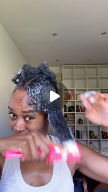 Lindiwe Chinwendu Dim on Instagram: "Okay lil tut for how I do Finger Coils on my twa now that it’s grown, I was in a bit of a rush so couldn’t give you all the shots I wanted BUT loooove the texture it gives my fro. Definitely give it some time to dry but the @orshaircare_sa mousse defined really well & dries super quick. The whole process was deffo giving ‘arm day’ tho🙃😂 you gonna try it? Tag me if you do xo
.
.
.
.
.
#naturalhair #twa #afro #afrohairstyles #afrohair #ors #twahairstyles #fingercoils" 4c Hair Finger Coils, Natural Hair Fingercoils, 4c Natural Twist Hairstyles Short, Finger Curls Natural Hair, Twa Coils, Finger Coils Natural Hair 4c, Twa Afro, Finger Coils Natural Hair, Coiling Natural Hair