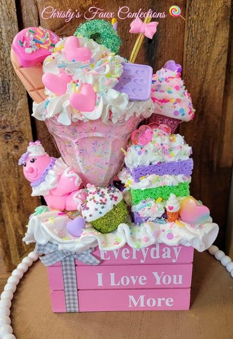 Fake Bake Valentines, Christmas Fake Bakes, Fake Candy Decorations Diy, Candyland Wreath, Marshmallow Cups, Fake Baking, Christmas Ball Ornaments Diy, Candy Decorations Diy, Marshmallow Crafts