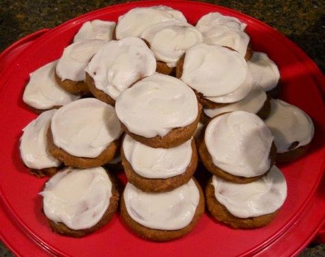 Grammy's Apron (Recipes & Reflections): Ginger Creams Christmas Cookie Recipes Holiday, Cream Cookies, Norwegian Food, Heirloom Recipes, Mint Cookies, Favorite Cookbooks, Ginger Cookies, Cookie Bar Recipes, Cream Recipes