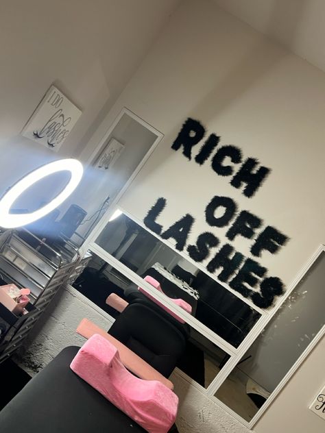 Doing Lashes Aesthetic, Lash Artist Vision Board, Lash Tech Vision Board Ideas, Lash Supply Store, Lashes Astethic, Cute Lash Room Ideas, Lash Set Up, Lash Astethic, Lash Tech Vision Board