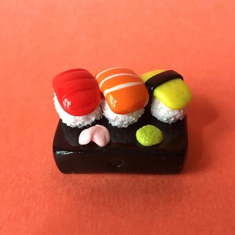 Clay Objects, Air Dry Clay Sushi, Sushi Clay, Sushi Ceramic, Clay Sushi, Sushi Clay Art, Polymer Clay Sushi, Sushi Polymer Clay, Clay Sushi Plate