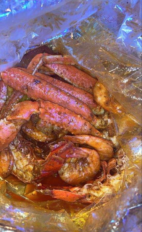 Lobster Recipe, Seafood Boil Recipes, Yummy Seafood, Soul Food Dinner, Food Babe, Seafood Boil, Crab Legs, Food Therapy, Yummy Comfort Food