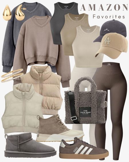 not my photos Amazon Legging Outfits, Amazon Lookbook Outfits, Home Outfit Comfy Winter, Comfy Casual Fall Outfits 2024, Alo Hat Outfits, Suburban Mom Outfit, Winter Amazon Outfits, Women Sweatpants Outfits, Fall Workout Outfits