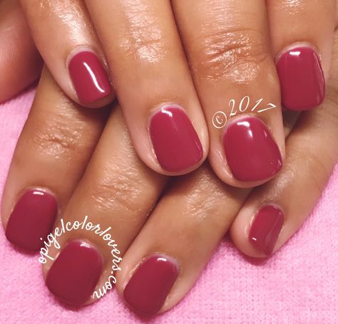 Aurora Berry Alis Opi, Opi Aurora Berry-alis, Opi Raspberry Color, Raspberry Nail Color, Berry Colored Nails, Berry Nails Design, Berry Pink Nails, Berry Red Nails, Mulberry Nails