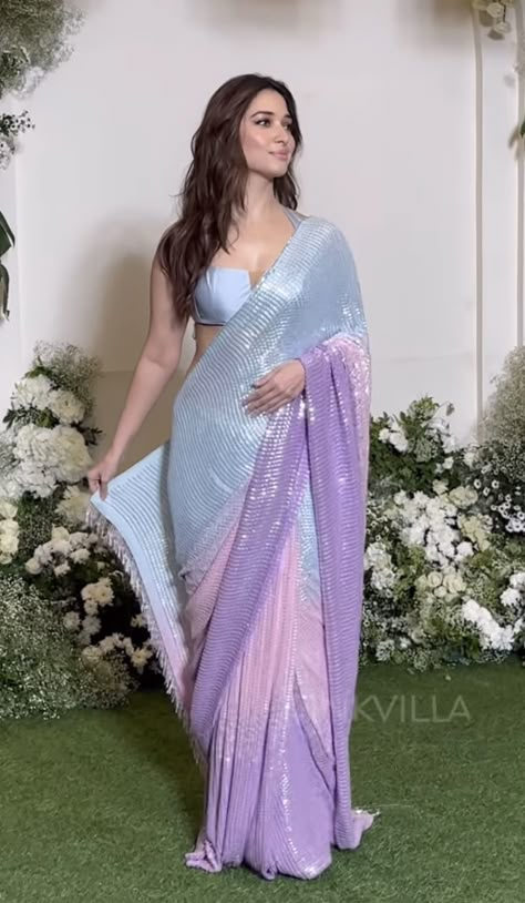 Girlish Sarees For Farewell, Saree Bollywood Fashion, Girlish Saree, Saree Ideas, Simple Saree Designs, Hindu Culture, Fancy Sarees Party Wear, Simple Sarees, Indian Fashion Saree