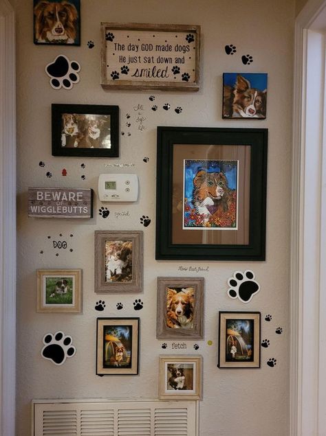 Dog Room Wall Decor, Dog Photo Wall Ideas, Pet Gallery Wall, Doggie Room Ideas, Dog Wall Decor Ideas, Dog Photo Wall, Pet Room Ideas, Creative Accent Wall Ideas, Pet Memorial Ideas Dogs