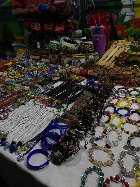 Jewelry | authentic jewelry | El Salvador | Salvi | Central America | string bracelet El Salvador Jewelry, El Salvador Bracelets, El Salvador Fashion, Salvadorian Culture, El Salvador Food, El Salvador Culture, Salvador Food, Salvadorian Food, El Salvador Travel