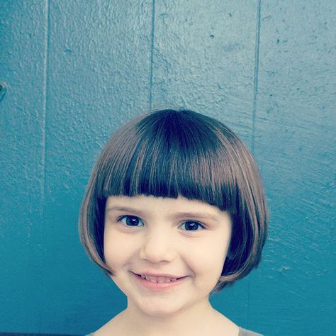 Kids Bob Haircut, Bob Haircut For Girls, Stacked Bob Hairstyles, Stacked Bob Haircut, Bob Hairstyles For Thick, Wavy Bob Hairstyles, Bob Haircut With Bangs, Layered Bob Hairstyles, Kids Hair Cuts