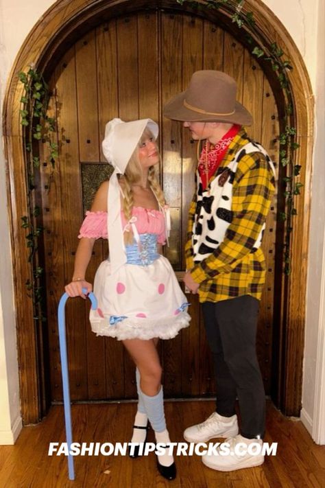 Halloween Couple Costumes, Couples Halloween Costumes, Unique Couple Halloween Costumes, Halloween Parejas, Halloween Costumes Ideas, Halloween Couple, Couple Costumes, Couples Halloween, Costumes Ideas