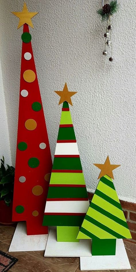 100+ DIY Dollar Tree Christmas Crafts that spells out Love, Hope & JOY - Hike n Dip Christmas Easy, Pallet Christmas Tree, Wooden Christmas Decorations, Pallet Christmas, Painting Christmas, Dollar Tree Christmas, Wood Christmas Tree, Christmas Decorations Diy Outdoor, Christmas Tree Crafts