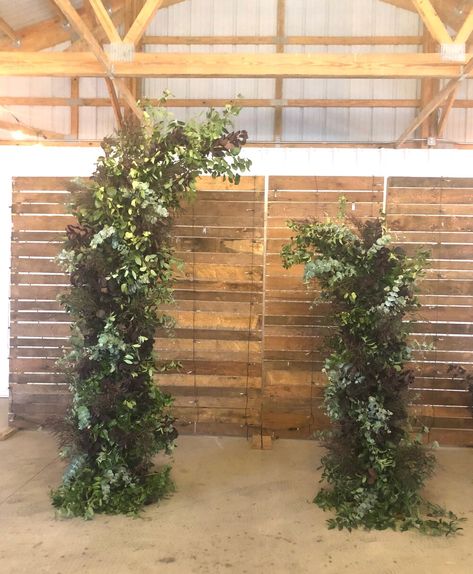 Creating a Foam-Free Floating Wedding Arbor