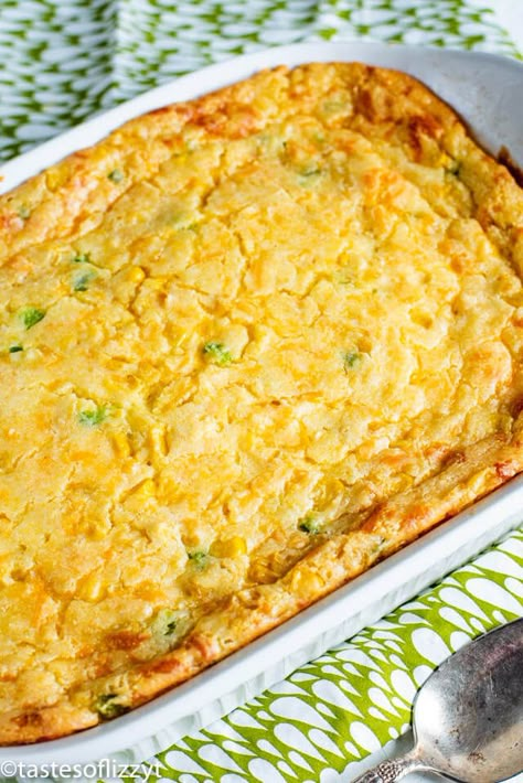 Jalapeno Cheddar Corn Casserole Recipe {Easy Jiffy Corn Casserole} Spicy Corn Casserole, Cheddar Corn Casserole, Corn Casserole Jiffy, Cornbread Southern, Jiffy Recipes, Cheddar Corn, Easy Corn Casserole, Cream Corn Casserole, Spicy Southern Kitchen