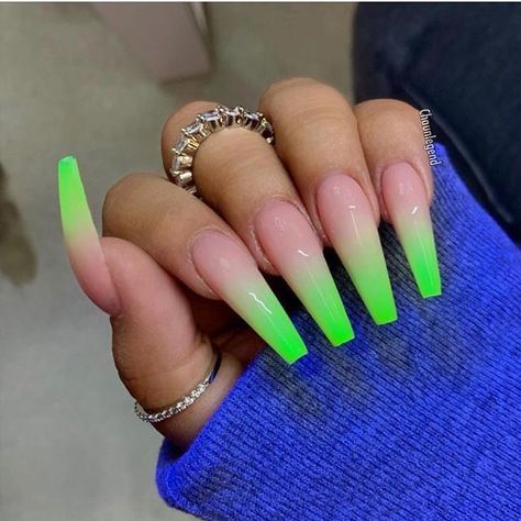 Neon Green Nails, Green Acrylic Nails, Green Nail Art, Ombre Acrylic Nails, Summer Acrylic Nails, Neon Nails, Square Acrylic Nails, Fire Nails, Coffin Nails Designs