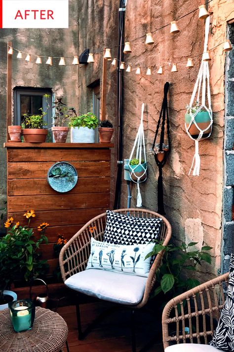 Creative Balcony Ideas, Tiny Balcony Decor, Zen Outdoor Space, Balcony Decor Ideas, Backyard Escape, Balcony Gardens, Urban Homestead, Apartment Balcony Garden, Tiny Balcony