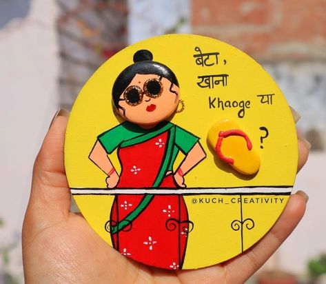 Fridge Magnets Painting Ideas, Mouldit Clay Ideas, Home Made Rakhi Designs, Clay Rakhi Design, Cute Fridge Magnets Diy, Mouldit Art Ideas, Fridge Magnets Ideas Creative, Fridge Magnets Diy, Drawing In Circle