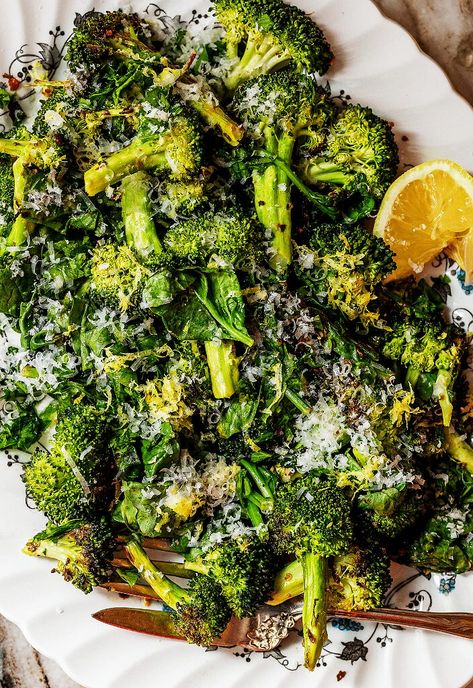 Roasted Broccoli and Spinach Roasted Spinach Oven, Side Dish Broccoli, Broccoli For Thanksgiving, Plant Based Broccoli Recipes, Spinach Broccoli Recipes, Broccoli Spinach Recipes, Yummy Broccoli Recipes, Broccoli And Spinach Recipes, Spinach And Broccoli Recipes