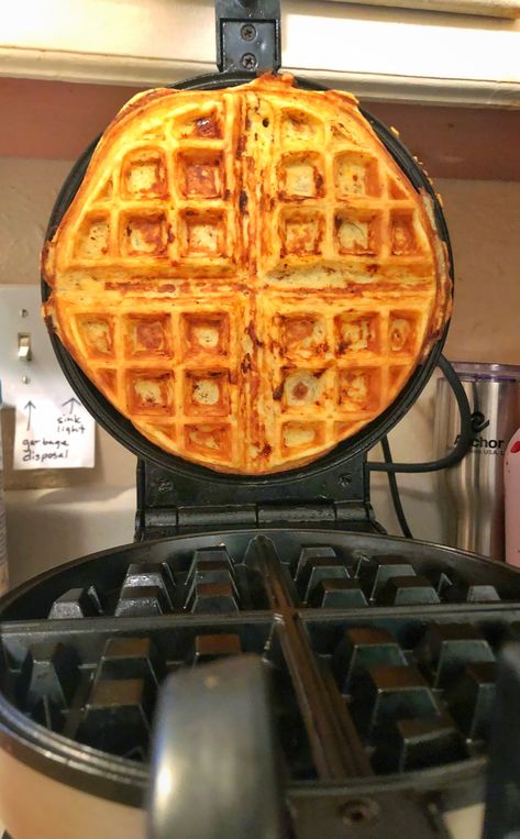 4 Ingredient Cheesy Waffles | Colorful Foodie Cheesy Waffles, Cheese Waffles, Savory Waffles, Sandwich Maker, Piece Of Bread, Quick Oats, 4 Ingredient, The Number 1, Waffle Iron