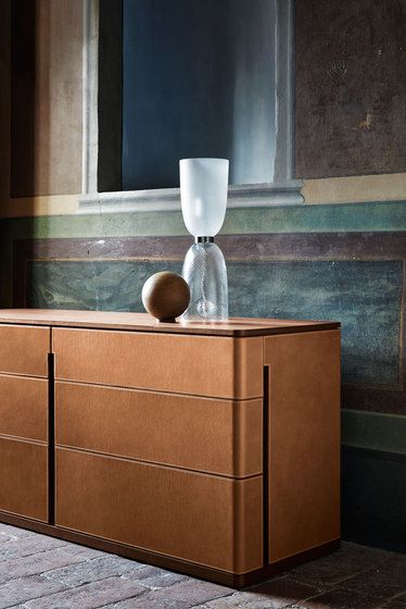 Fidelio Notte by Poltrona Frau Drawer Storage Unit, Credenza Design, Joinery Details, Poltrona Frau, Console Cabinet, Sideboard Designs, Sideboard Console, Furniture Details, Blue Bedding