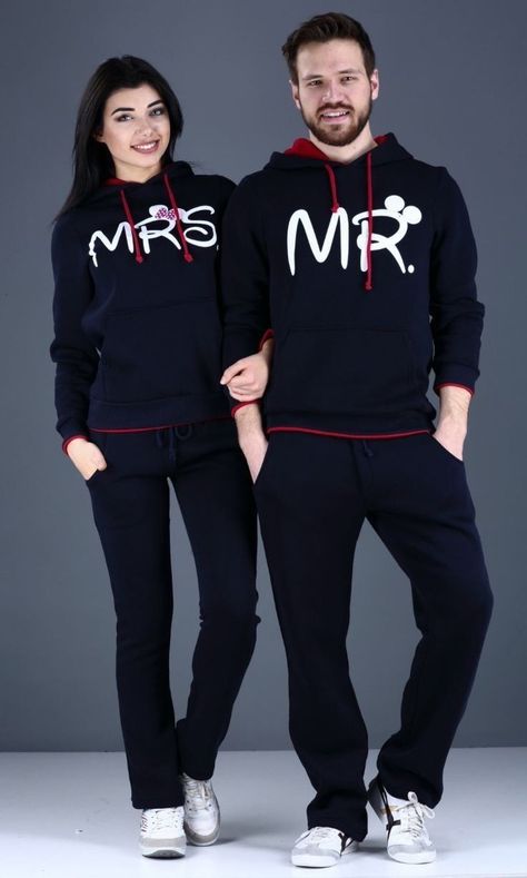 Matching Tracksuit Couple, Track Suit Design, Couple Tracksuits, Casual Couple Outfits, Track Suits Women, Famous Indian Actors, Cute Sweats, Girls Fashion Tops, Cute Beach Outfits