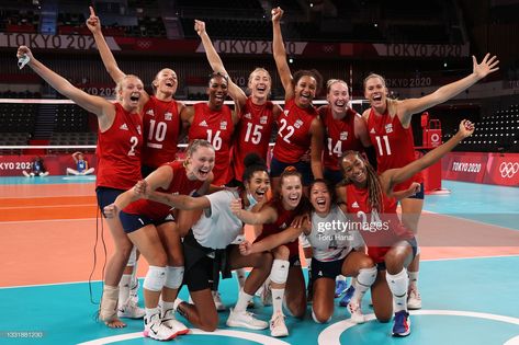 Team Usa Volleyball, Usa Volleyball Team, Olympic Volleyball, Usa Volleyball, Women's Volleyball, Sporty Spice, Olympic Sports, Women Volleyball, Volleyball Team