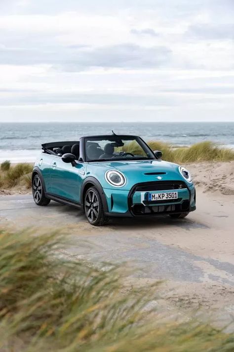 Mini Cooper Aesthetic, Mini Cooper Wallpaper, Blue Mini Cooper, Mini Cooper S Convertible, Mini Auto, Cooper Car, Mini Cooper Convertible, Luxury Van, Mini Convertible