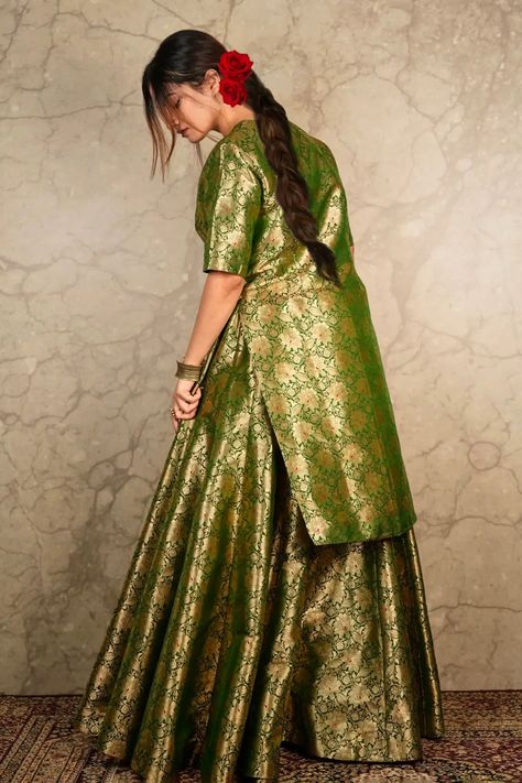 Colorful Lehenga, Brocade Kurta, Lehenga Designs Latest, Velvet Dupatta, Kurta Sharara Set, Designer Anarkali Suits, Kurta Sharara, Designer Anarkali, Fashion Designing