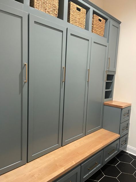 Transformed this empty space into a functional mudroom with so much storage. #mudroom #mudroominspo #homedesign #homeinspo #interiordesign #organization #storage Mudroom With Countertop, Mudroom With Cabinets, Functional Mudroom, Laundry Room Doors, Stock Cabinets, Wardrobe Solutions, Empty Spaces, Blue Cabinets, Boot Room