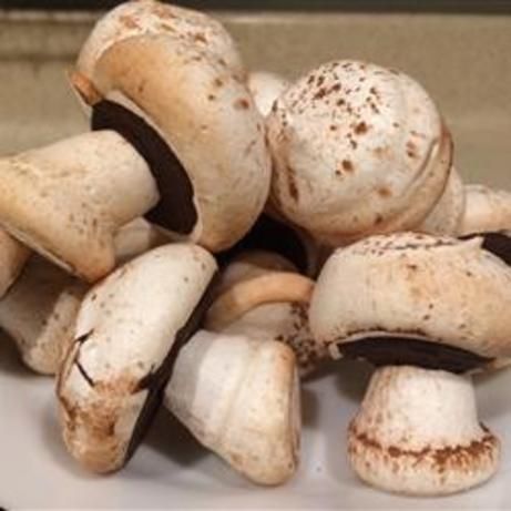 Meringue Recipes, Meringue Mushrooms, Mushroom Cookies, Meringue Recipe, Martha Stewart Recipes, Berry Baskets, Yule Log, Dessert Food, Cream Of Tartar