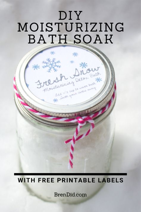 Diy Bath Soaks Recipes, Moisturizing Bath Soak Dry Skin, Homemade Christmas Bath Salts, Dry Skin Bath Soak, Vanilla Bath Salts, Diy Bath Soak Recipes Easy, Moisturizing Bath Soak Diy, Winter Bath Salts Diy, Diy Christmas Bath Salts