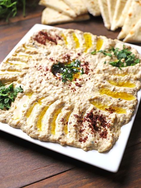 mutabal Mutabal Recipe, Bariatric Appetizers, Quick Dips, Tahini Recipes, Dip Sauces, Wedding Starters, Babaganoush Recipe, Tahini Recipe, Baba Ghanoush