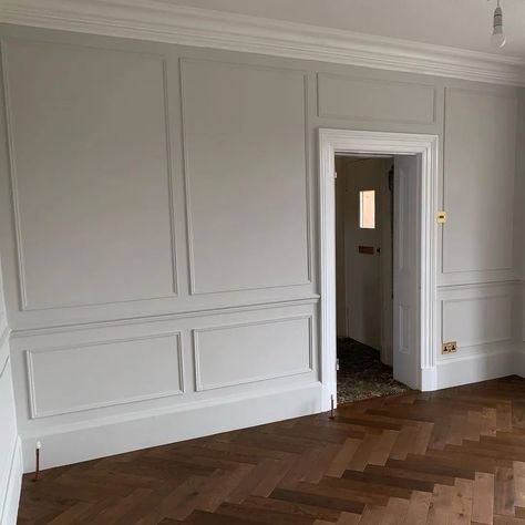 Light Grey Panelling, Kitchen Panelling, Little Greene French Grey, French Grey Interiors, Light Grey Paint, French Grey Paint, Grey Paint Living Room, Grey Woodwork, Grey Painted Walls