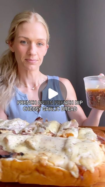 Andrea on Instagram: "😍French Onion French Dip Garlic Cheesy Bread😍 (TRY THIS ONE!!! It was truly amazing and EASY!!)   1. In a separate bowl add: 3/4 cup mayonnaise, 1 spoon minced garlic, 3 TBSPs butter softened, 1/2 cup shredded Italian blend cheese, 3/4 cup shredded monteray Jack cheese, 1 packet Onion Soup mix and pepper. 2. Spread that mixture on top of your French bread.  3. Then add Roast Beef. Top with Swiss  cheese. Add pepper to the top. 4. bake at 400 degrees for 15-20 minutes. Or until golden. 5. Enjoy dipped in Au Jus! (Video before this one to show how it was made as well ♥️)" French Onion French Dip Garlic Bread, Garlic Bread Roast Beef Sandwich, Garlic Bread French Dip, French Onion Dip Sandwich, Roast Beef French Dip, Garlic Cheesy Bread, Lite Snacks, Homemade French Onion Dip, Mediterranean Snacks